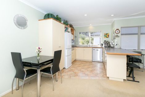 Photo of property in 22c Hunter Street, Hamilton Lake, Hamilton, 3204