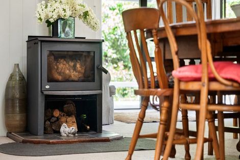 Photo of property in 23 Wharf Road, Clarks Beach, Pukekohe, 2679