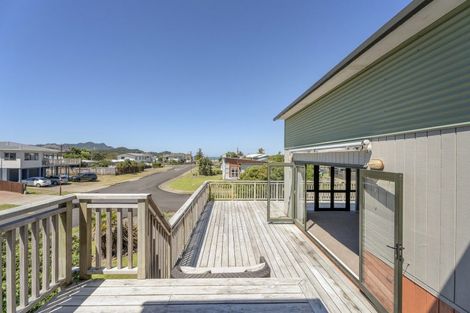 Photo of property in 12 Marlin Street, Whitianga, 3510