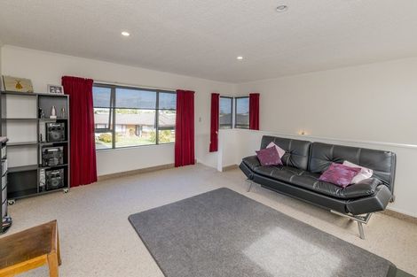 Photo of property in 5 Lynch Grove, Levin, 5510