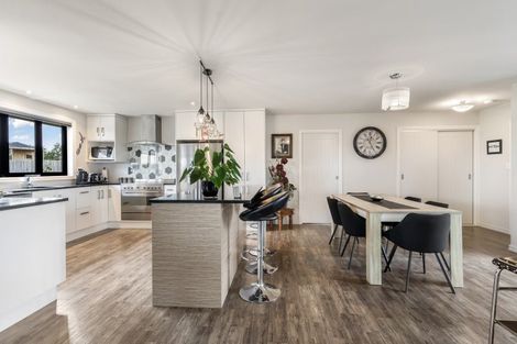 Photo of property in 65 Racecourse Road, Winton, 9782