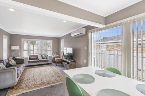 Photo of property in 74 Wellington Street, Pukekohe, 2120