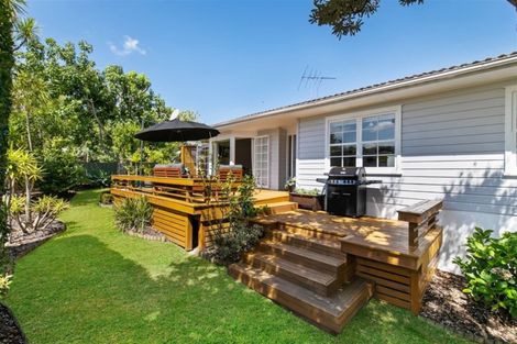 Photo of property in 97 Stott Avenue, Birkdale, Auckland, 0626