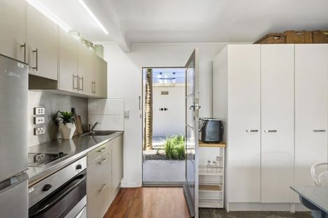 Photo of property in 3/11 Sentinel Road, Herne Bay, Auckland, 1011