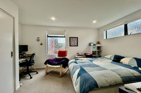 Photo of property in 1a Lowe Street, Belmont, Auckland, 0622
