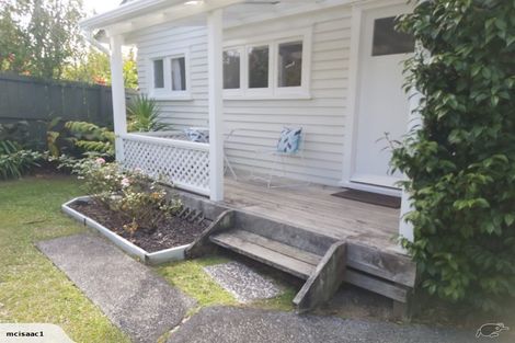 Photo of property in 183 Beach Road, Castor Bay, Auckland, 0620