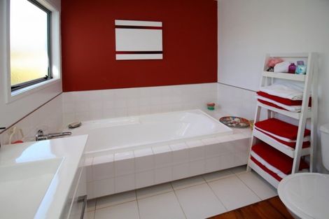 Photo of property in 4 Eveline Street, Mangawhai Heads, Mangawhai, 0505