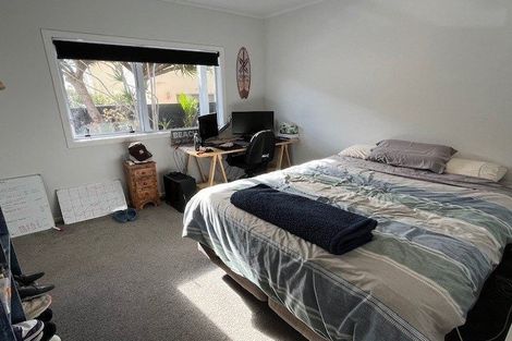 Photo of property in 49b The Esplanade, Eastern Beach, Auckland, 2012