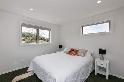 Photo of property in 41a Collins Avenue, Tawa, Wellington, 5028