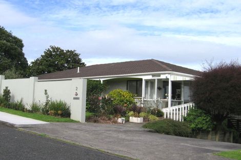 Photo of property in 2 Etherege Place, Howick, Auckland, 2014