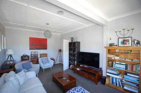 Photo of property in 20 Raine Street, Karori, Wellington, 6012