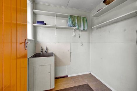 Photo of property in 277 South Road, Hawera, 4610