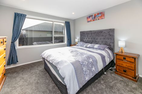 Photo of property in 2/19 Rookwood Avenue, New Brighton, Christchurch, 8083