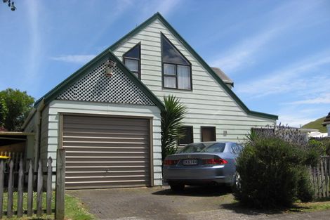Photo of property in 2/116 Mountain Road, Mangere Bridge, Auckland, 2022