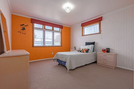 Photo of property in 10 Jensen Street, Hokowhitu, Palmerston North, 4410