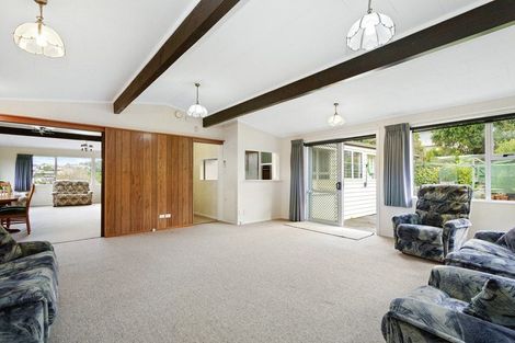 Photo of property in 32 Turriff Crescent, Tawa, Wellington, 5028