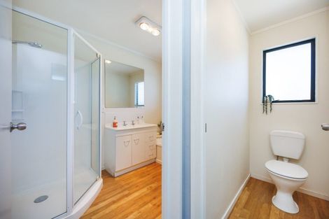 Photo of property in 92 Parnell Heights, Kelvin Grove, Palmerston North, 4414