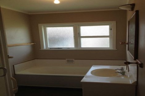 Photo of property in 84 Knighton Road, Hillcrest, Hamilton, 3216