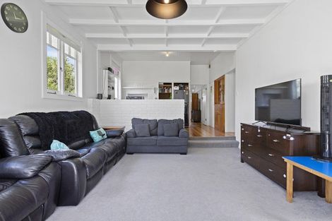 Photo of property in 14 Farmer Street, Te Aroha, 3320