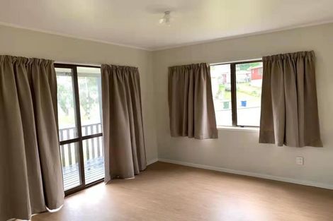 Photo of property in 2 West Harbour Drive, West Harbour, Auckland, 0618