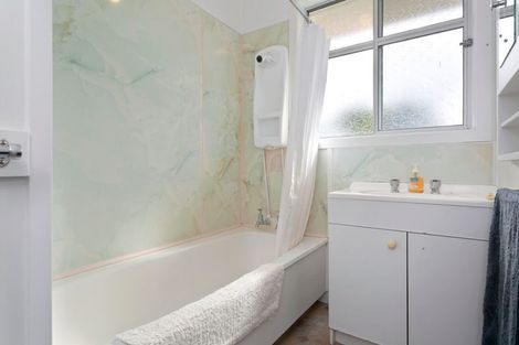 Photo of property in 11 Frame Street, Leamington, Cambridge, 3432