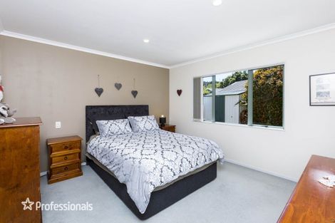 Photo of property in 8 Carlow Grove, Birchville, Upper Hutt, 5018