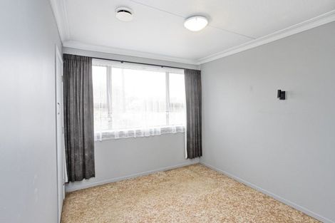 Photo of property in 18 Kilmarnock Street, Wallacetown, 9816