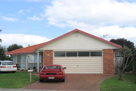 Photo of property in 4 Kalmia Dell, Mount Maunganui, 3116