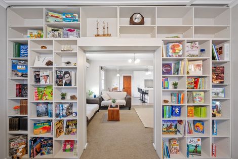 Photo of property in 13 Karaka Street, Helensville, 0800