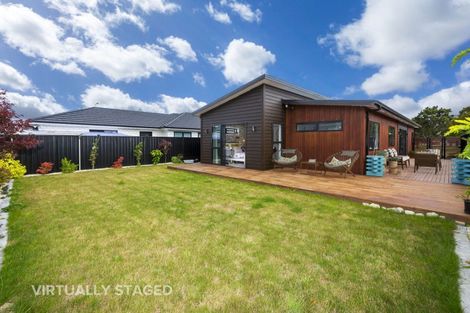 Photo of property in 11 Buddle Road, Wallaceville, Upper Hutt, 5018