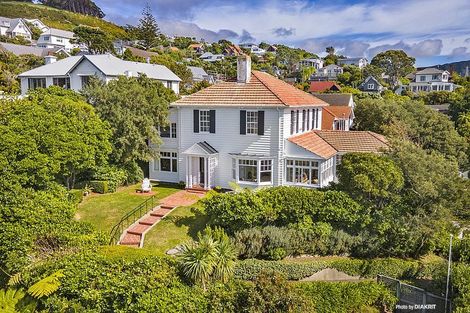 Photo of property in 41 Wadestown Road, Wadestown, Wellington, 6012