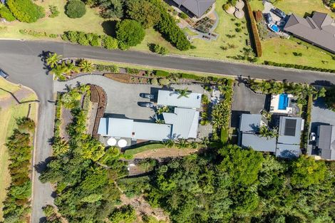 Photo of property in 10 Access Heights, Kerikeri, 0230