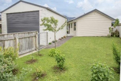 Photo of property in 10 Ngahana Place, Turangi, 3334