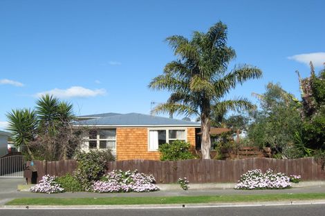 Photo of property in 39 Clarence Cox Crescent, Pirimai, Napier, 4112