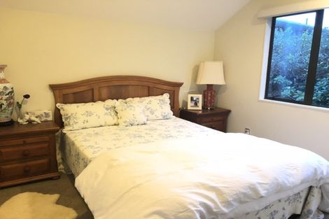 Photo of property in 2/27 Commodore Parry Road, Castor Bay, Auckland, 0620