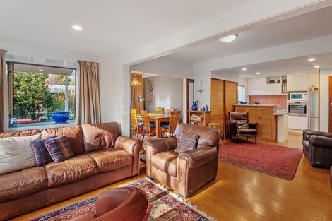 Photo of property in 15 Milnebank Street, Upper Riccarton, Christchurch, 8041