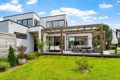 Photo of property in 20 Sunrise Boulevard, Snells Beach, 0920