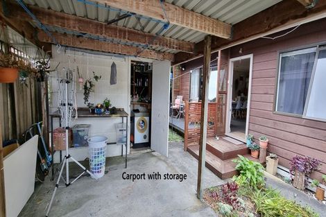 Photo of property in 2/5 September Place, Forrest Hill, Auckland, 0620