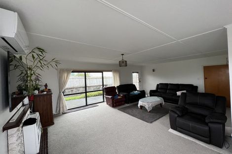 Photo of property in 45 Baylands Drive, Newlands, Wellington, 6037