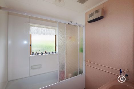 Photo of property in 100 Churton Drive, Churton Park, Wellington, 6037