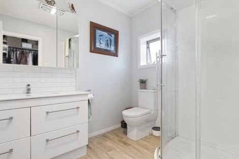 Photo of property in 90 Barber Road, Bombay, 2675