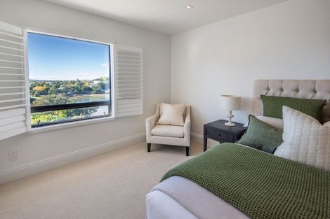 Photo of property in 31a Stanley Point Road, Stanley Point, Auckland, 0624