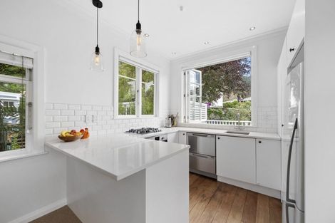 Photo of property in 6 Kowhai Street, Eastbourne, Lower Hutt, 5013