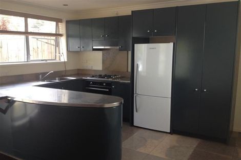 Photo of property in 39b Valley Road, Glenfield, Auckland, 0629