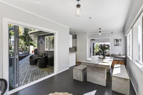 Photo of property in 75 Saffron Street, Birkdale, Auckland, 0626