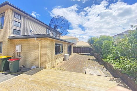 Photo of property in 60 Baverstock Road, Flat Bush, Auckland, 2016