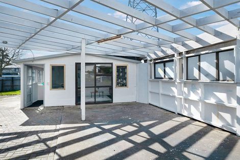 Photo of property in 4 Serrano Place, Clover Park, Auckland, 2023