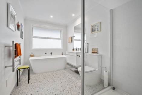 Photo of property in 25b Augusta Rise, Omokoroa, 3114