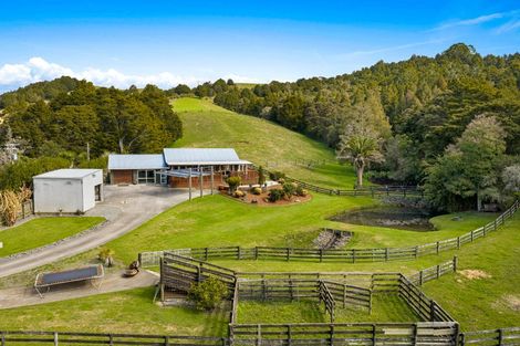 Photo of property in 37 Day Road, Wellsford, 0974