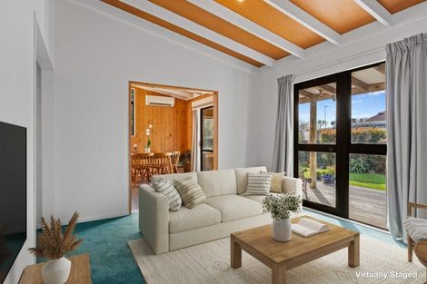 Photo of property in 17 Te Rauparaha Street, Otaki, 5512